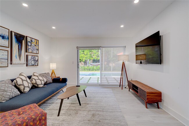 Foto del edificio - 7528 Buccaneer Ave