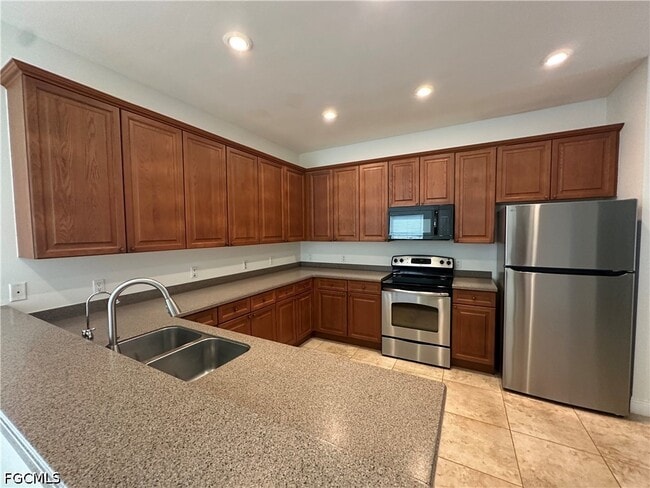 Building Photo - 26527 Robin Way