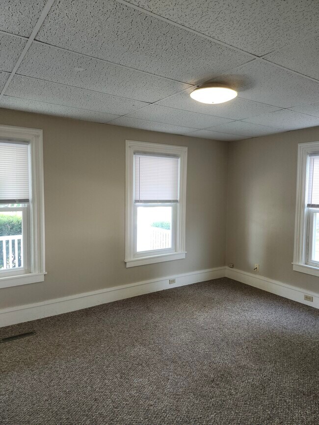 Living Room - 4 Church St