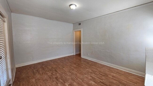 Building Photo - 2653 College St