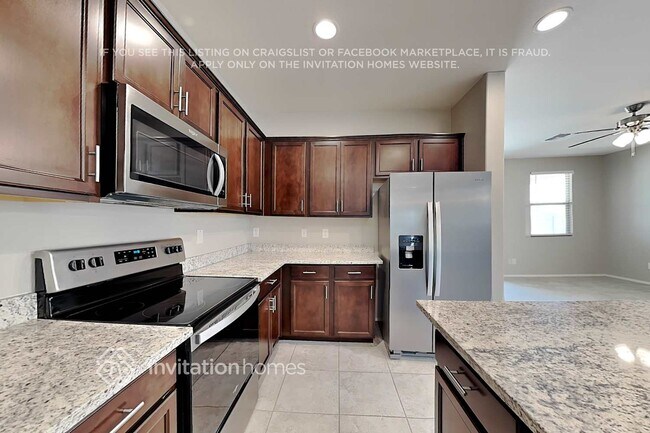 Building Photo - 17930 W Villa Chula Ln