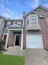 Building Photo - 4913 Sierra Way