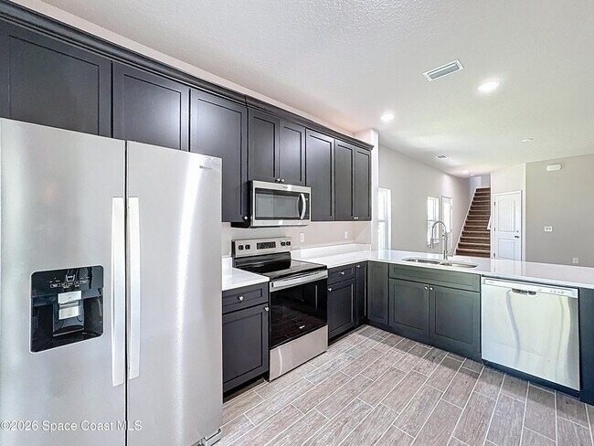 Building Photo - 522 L M Davey Ln