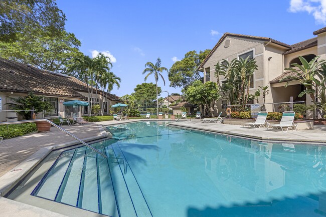 Building Photo - Palm Aire Gardens