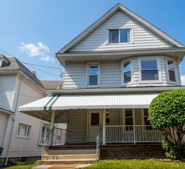 Foto del edificio - 825 Richmont St