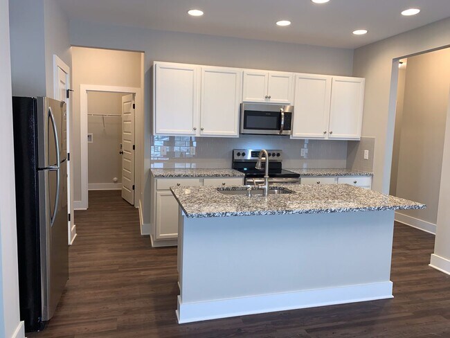 Building Photo - Why lease an apartment when you can lease ...