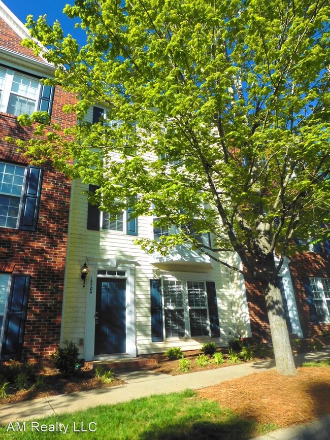 Building Photo - 15704 Kensington Palace Ln