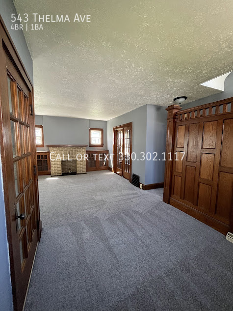 Foto del edificio - 543 Thelma Ave