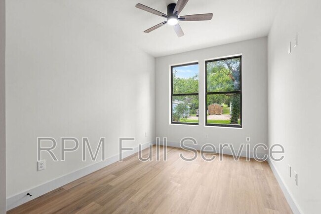 Building Photo - 4021 Clarksville Pike