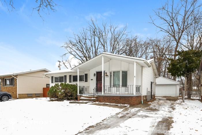 Building Photo - 930 Colonel Dr