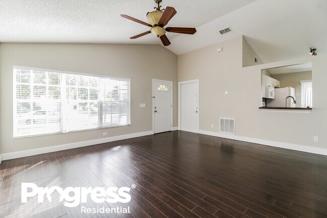 Building Photo - 2640 Woods Edge Cir