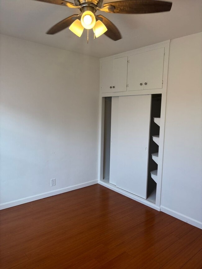 Foto del edificio - 711 W Wilson Ave