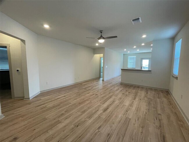 Foto del edificio - 10713 Meris Ln