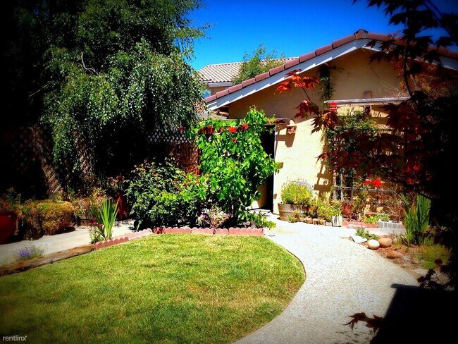 Building Photo - 4829 Paseo Padre Pkwy