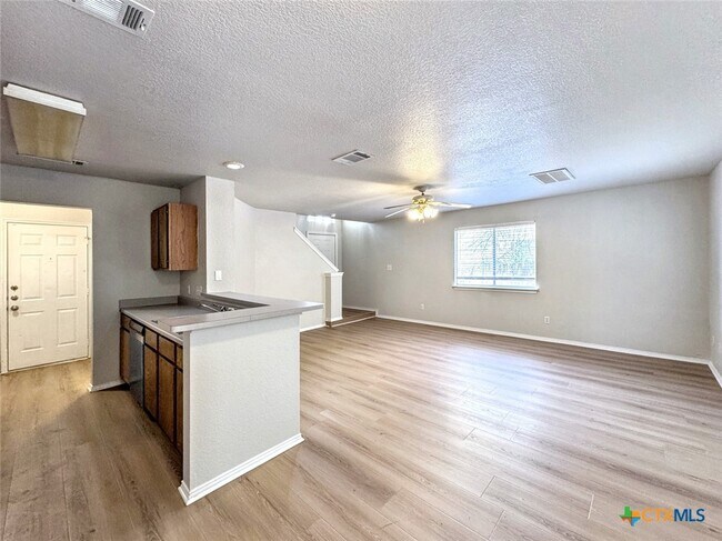 Foto del edificio - 867 Sagewood Trail