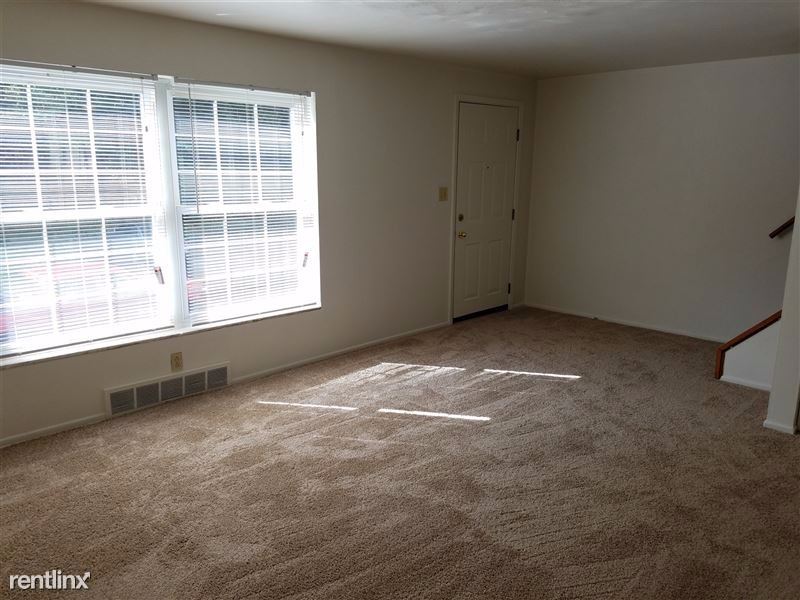 384 Chapel Pl, Penn Hills, PA 15235 Townhome Rentals in Penn Hills PA