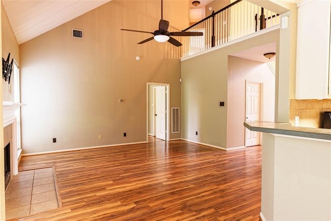 Foto del edificio - 14407 Eastern Redbud Ln