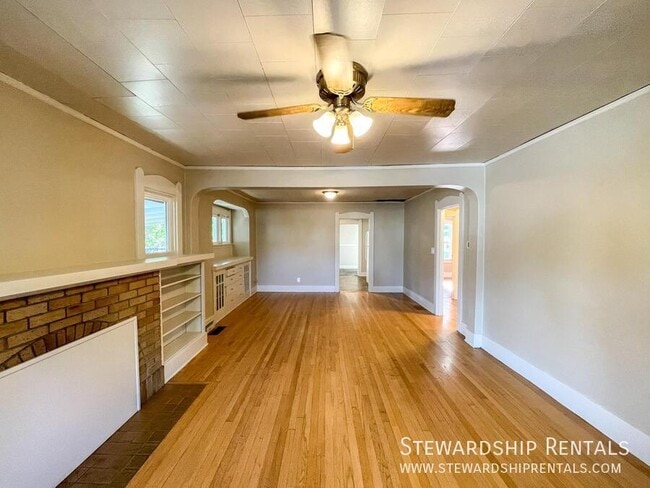 Building Photo - 1745 Olive St