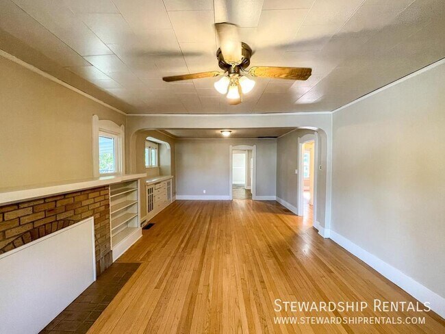 Foto del edificio - 1745 Olive St