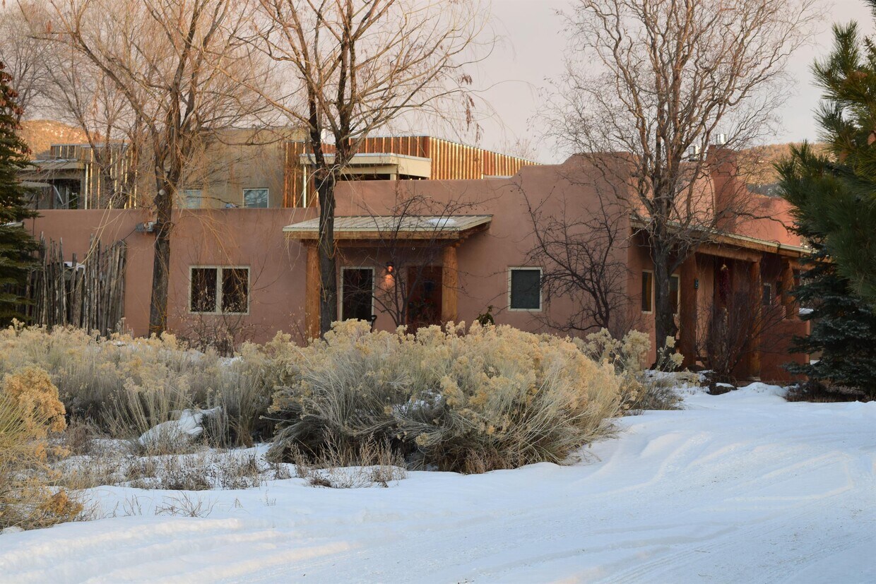 214 Cavalry Dr, Taos, NM 87571 Townhome Rentals in Taos NM