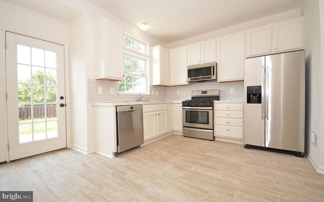 Building Photo - 20979 Killawog Terrace
