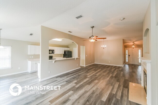 Foto del edificio - 6478 Silk Leaf Ln