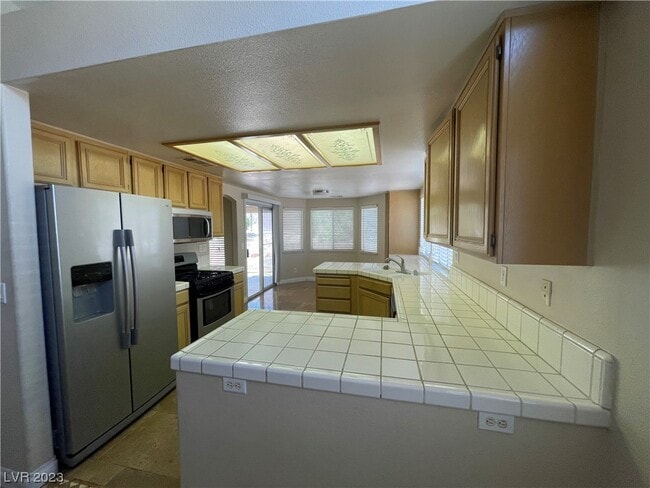 Building Photo - 4613 Plano Dr