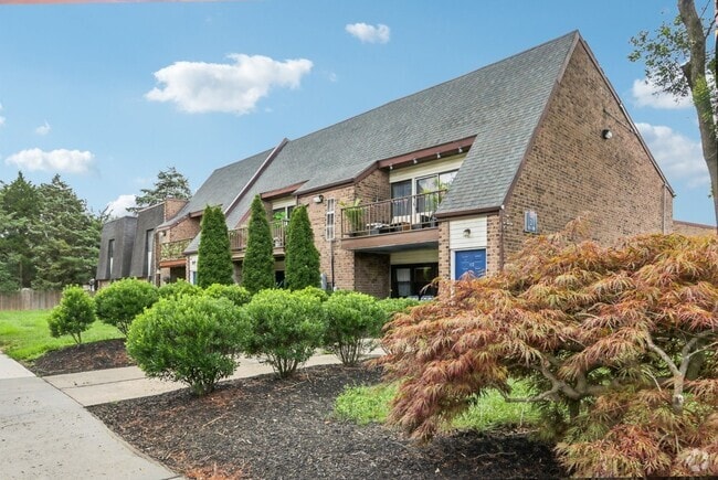 Building Photo - The Crossings at Neshaminy Apartments