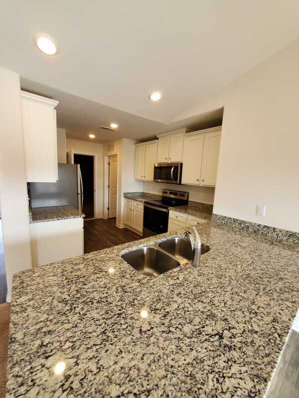 Building Photo - 257 Caffee Dr