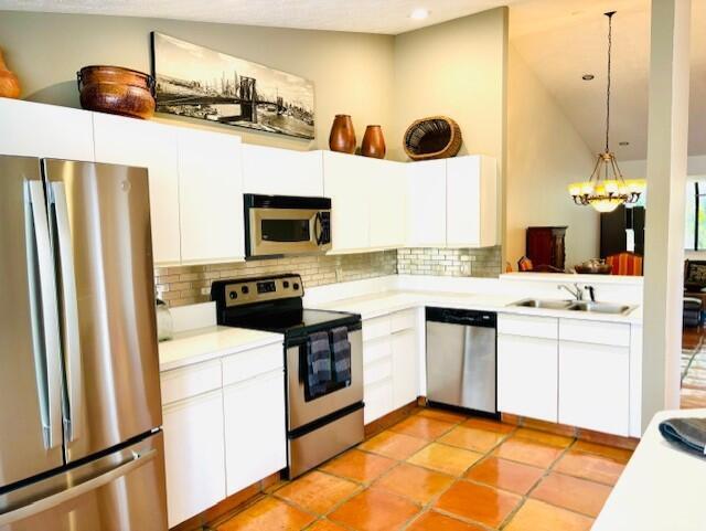 Foto principal - 22663 Meridiana Dr