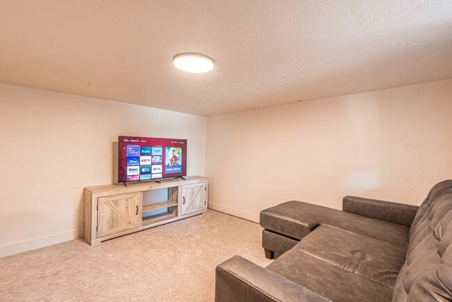 Foto del edificio - 343 E Coatsville Ave