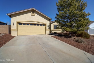 Building Photo - 6496 E Brombil St