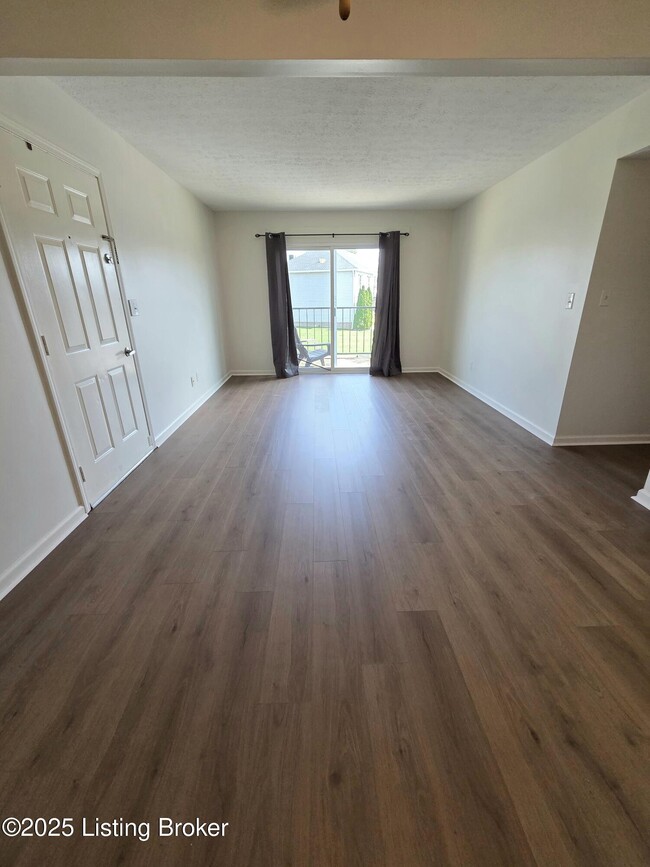 Building Photo - 179 Treva Dr