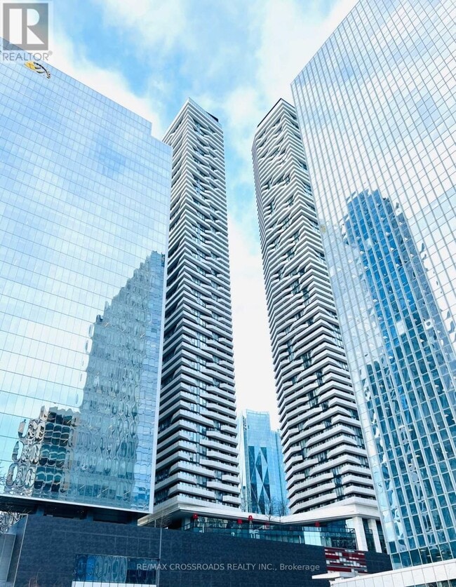 Building Photo - 88 Harbour St