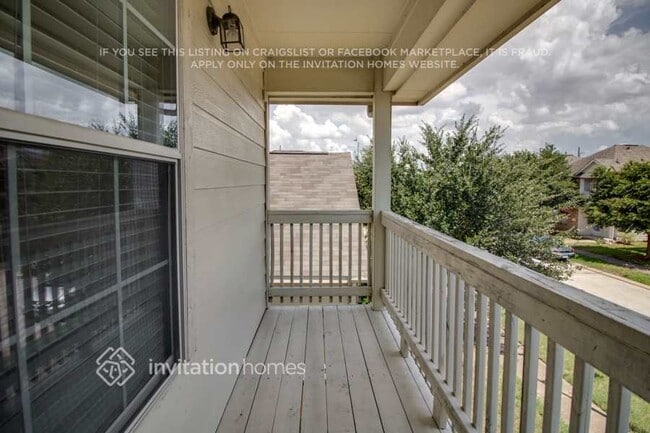 Foto del edificio - 6337 Mountain Pines Ln