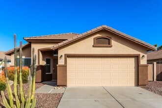 Building Photo - 8228 W Behrend Dr