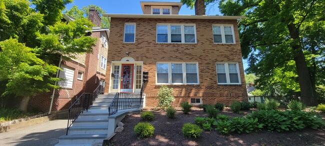 Building Photo - 30 Walnut Pkwy