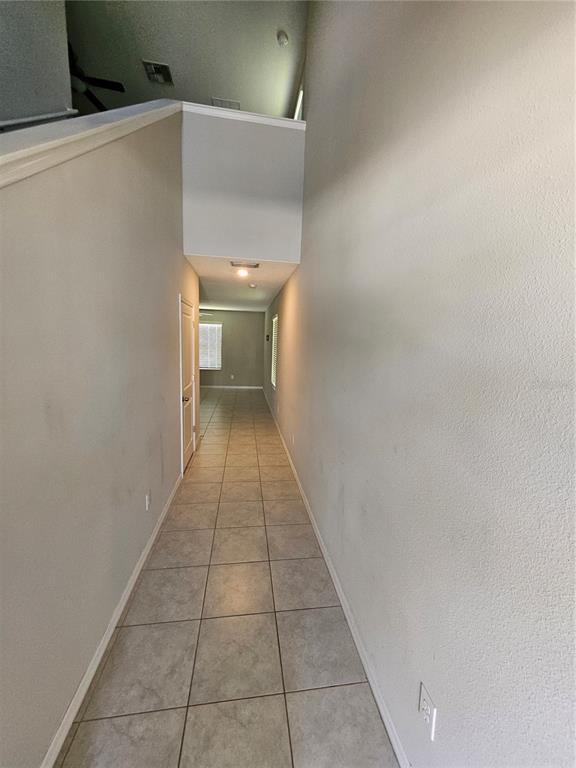 Building Photo - 7511 Samuel Ivy Dr