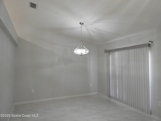 Foto del edificio - 895 Brookson Ave NW