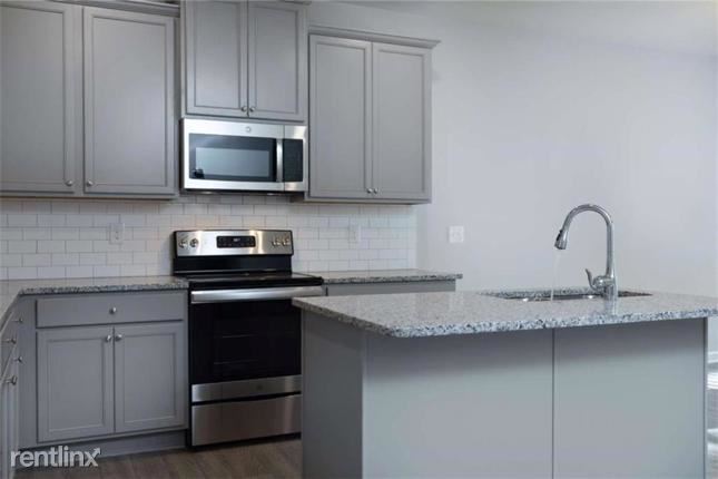 Building Photo - 3 br, 2 bath House - 4928 Lower Elm Street