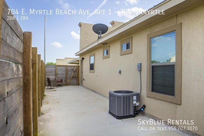 Foto del edificio - 704 E Myrtle Beach Ave