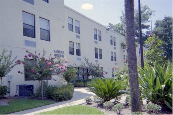 Primary Photo - Magnolia Gardens