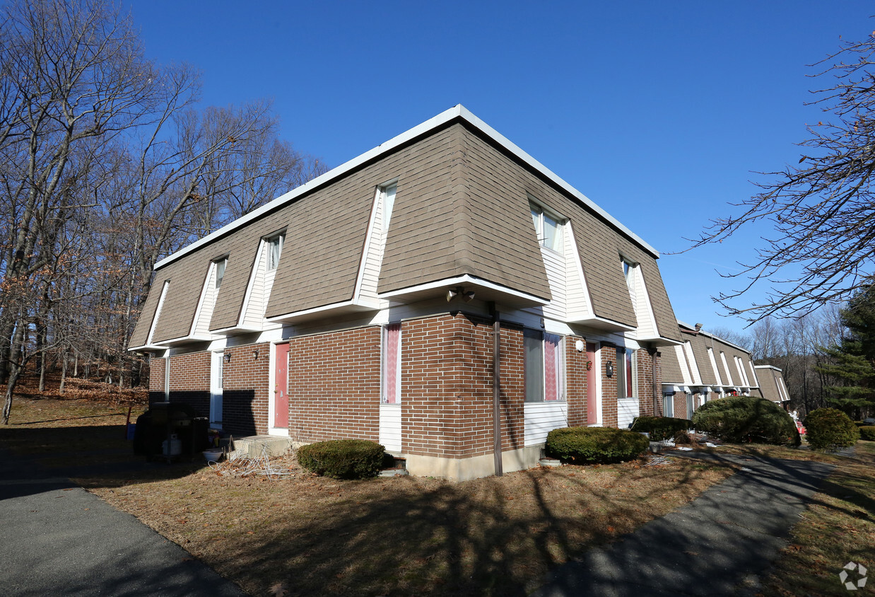 Building Photo - Southwood Apartments