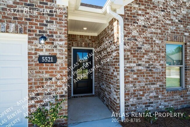 Foto del edificio - 5521 Blue Jay Cir
