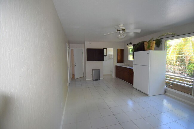 Foto del edificio - Studio, 1 Bath In Perfect Location Near Po...