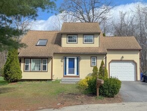 Building Photo - 76 Ode Way