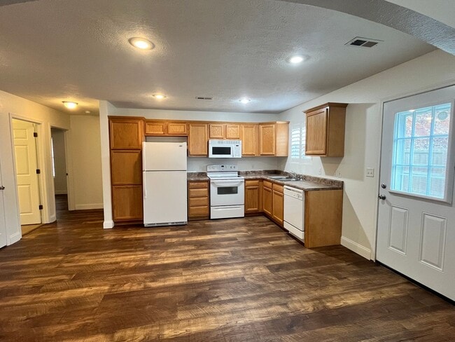 Building Photo - 24998 Talladega Rd