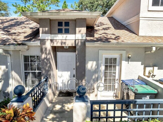 Building Photo - 1239 Lucaya Cir