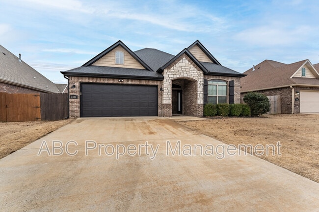 Building Photo - 3407 SW Mistletoe Ave