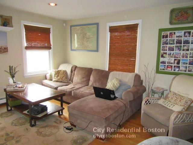 Foto principal - 178 W 8th St